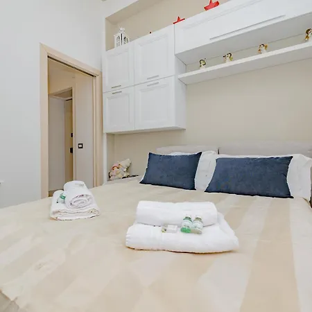 2 Bedroom Apartment - Buzzi Hospital, Sempione, Mico, 100Mt Metrom5 Milan Exterior photo